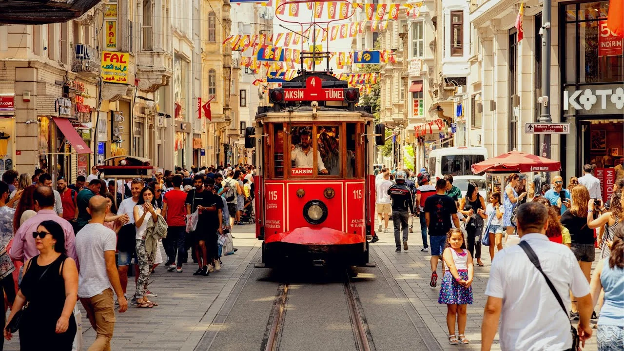 How to Get From Istanbul Airport to Taksim